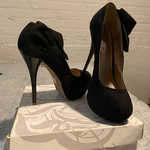 Bow platform heels